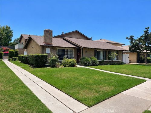 2236 Franzen Ave, Santa Ana, CA, 92705-1740 | Card Image