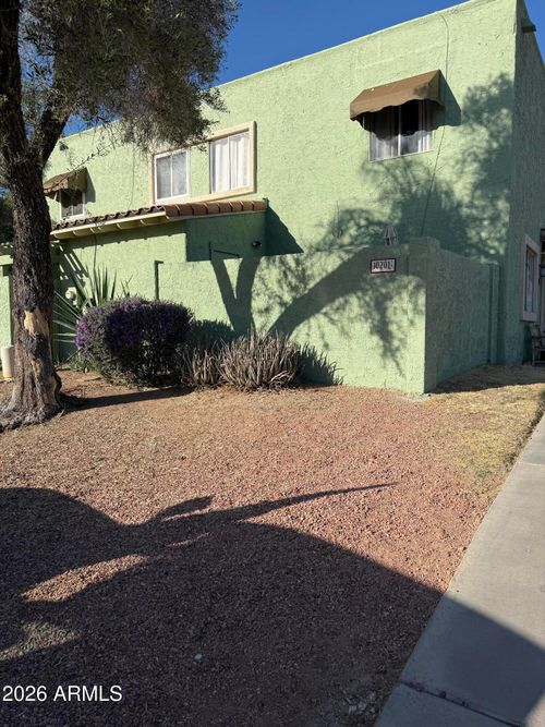 a-10201 N 8th Pl, Phoenix, AZ, 85020-1517 | Card Image