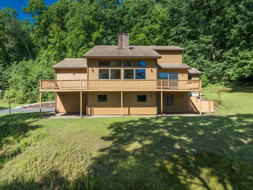 35 Old Stagecoach Dr, Monson, MA, 01057-9716 | Card Image