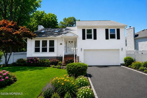 96 Heritage Dr, Howell, NJ, 07731-2968 | Card Image