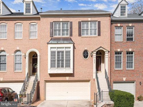 10502 Chancery Ct, FAIRFAX, VA, 22030-8108 | Card Image