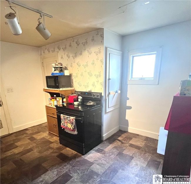 207 N Clinton St, House other with 3 bedrooms, 2 bathrooms and null parking in Olean NY | Image 15