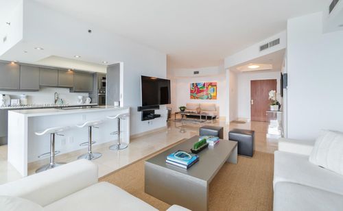 apt-3008-7000 Island Blvd, Aventura, FL, 33160-2476 | Card Image