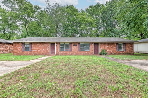 2732 N Sierra Avenue, Fayetteville, AR, 72703 | Card Image