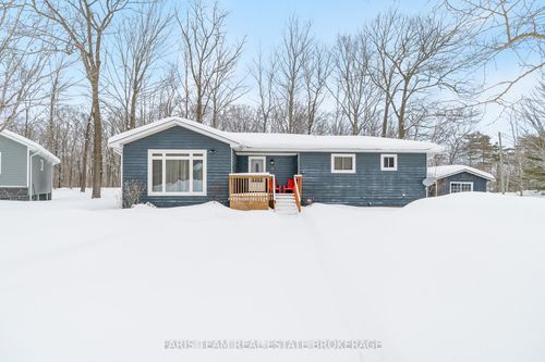 2 Ojibway Crt, Tiny, ON, L9M0B2 | Card Image