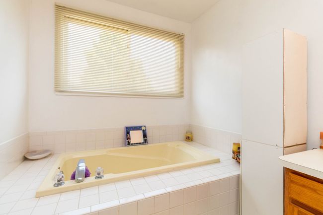 670 Highlands Dr, House other with 4 bedrooms, 4 bathrooms and null parking in Canton MI | Image 28