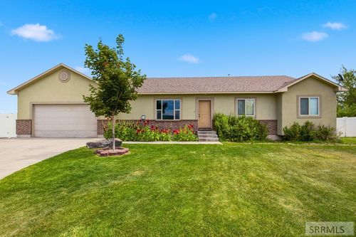 3150 Sunlight Dr, Idaho Falls, ID, 83401-4810 | Card Image