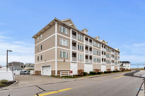 unit-305-580 Winnacunnet Rd, Hampton, NH, 03842-2809 | Card Image