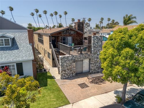 231 7th St, Seal Beach, CA, 90740-7967 | Card Image