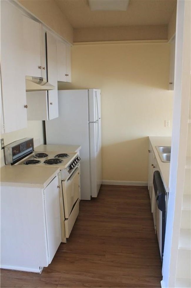 APT-206 - 2408 Longview St, Condo with 1 bedrooms, 1 bathrooms and 1 parking in Austin TX | Image 6