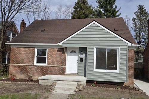 9634 Inkster Road, Redford, MI, 48239 | Card Image