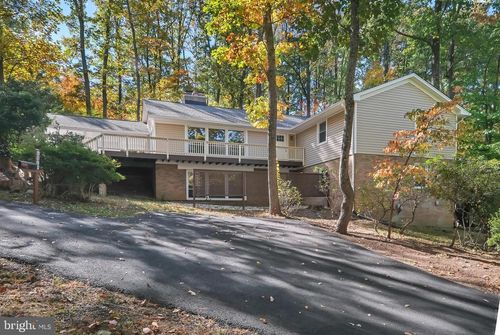 6829 Cherry Ln, ANNANDALE, VA, 22003-5911 | Card Image