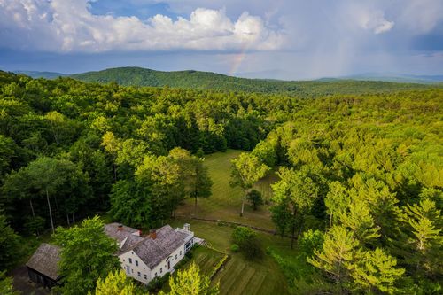 358 Kerwin Hill Rd, Norwich, VT, 05055-9309 | Card Image