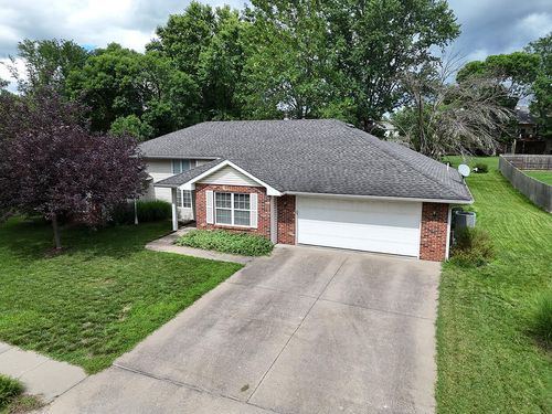 3700 Wakefield Dr, COLUMBIA, MO, 65203-4463 | Card Image