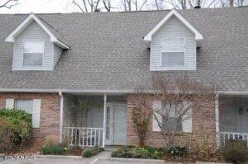 2018 Silverbrook Dr, Knoxville, TN, 37923-1384 | Card Image
