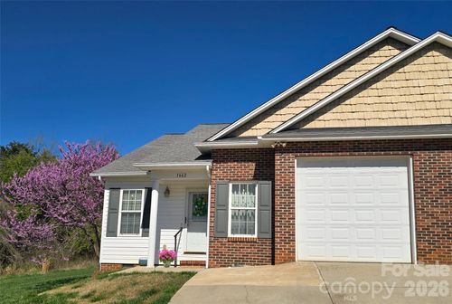 1662 Golden Cedar Ln, Newton, NC, 28658-1796 | Card Image