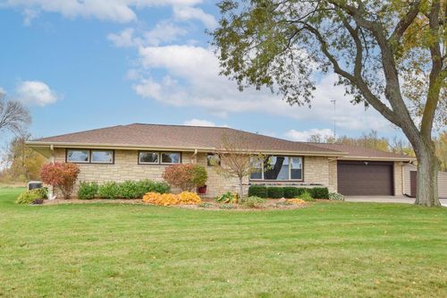W3161 County Rr Road, Holland, WI, 53013 | Card Image