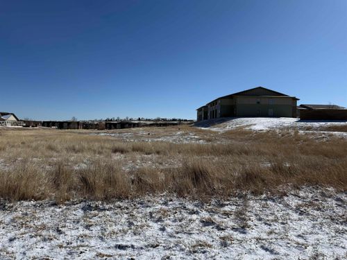 2009 S Beverly St, Casper, WY, 82609-3330 | Card Image