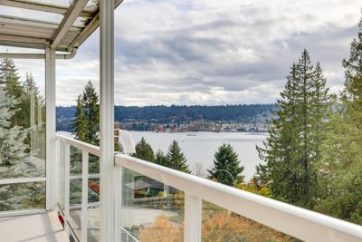 11 Axford Bay, House other with 5 bedrooms, 3 bathrooms and 4 parking in Port Moody BC | Image 2