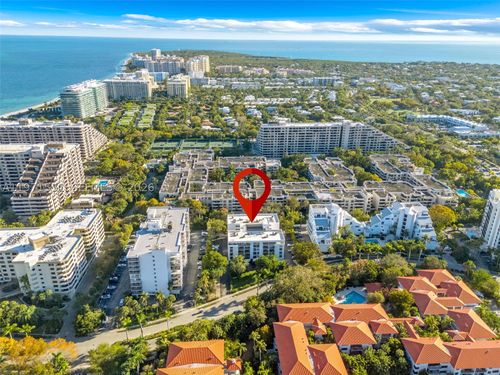301-100 Ocean Lane Dr, Key Biscayne, FL, 33149-1412 | Card Image