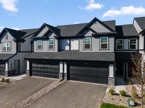 10511 Harbor Ln N, Maple Grove, MN, 55369-7419 | Card Image