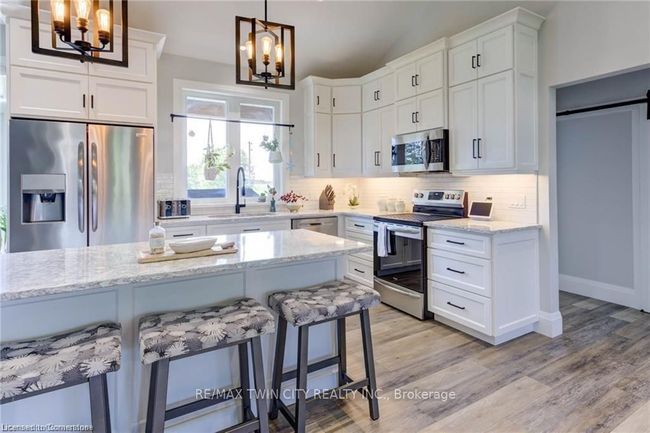 21 Paxton St, House other with 4 bedrooms, 3 bathrooms and 6 parking in Holyrood ON | Image 9