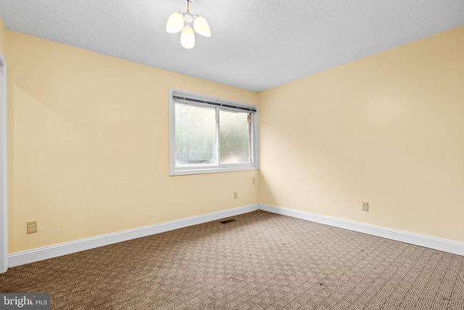 12130 Captiva Ct, Townhouse with 2 bedrooms, 3 bathrooms and null parking in RESTON VA | Image 15