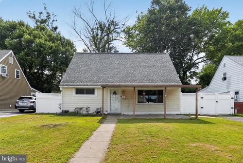 809 Quince Ln, SECANE, PA, 19018-3319 | Card Image