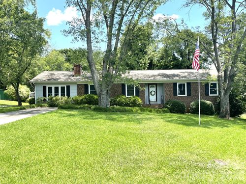 130 Ridgeland Dr, Rutherfordton, NC, 28139-2020 | Card Image