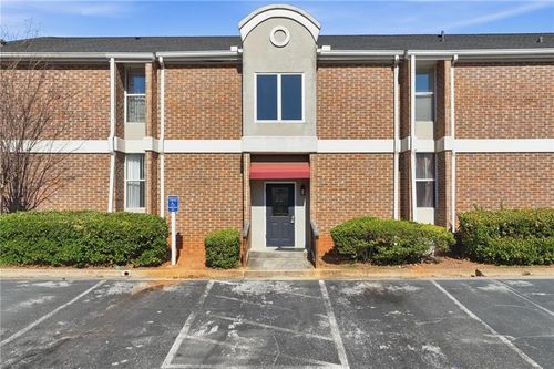 apt-j1-3301 Henderson Mill Rd, Atlanta, GA, 30341-4530 | Card Image