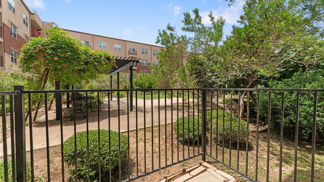 APT-1014 - 1100 W Trinity Mills Rd, Condo with 2 bedrooms, 2 bathrooms and null parking in Carrollton TX | Image 22