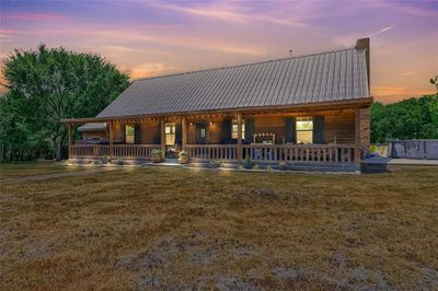 614 County Road 4425, House other with 4 bedrooms, 2 bathrooms and null parking in Whitewright TX | Image 2