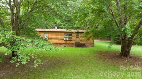1330 Rosehill Dr, Lincolnton, NC, 28092-7076 | Card Image