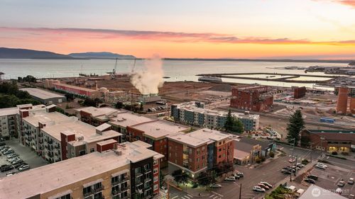 unit-402-1015 Railroad Ave, Bellingham, WA, 98225-5096 | Card Image