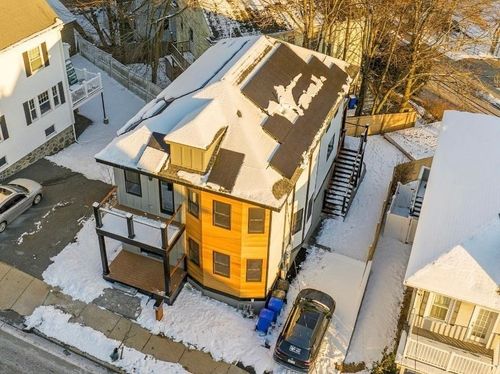 7 Park Avenue Ext, Arlington, MA, 02474-2632 | Card Image