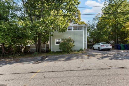182 Milton Rd, Warwick, RI, 02888-1828 | Card Image