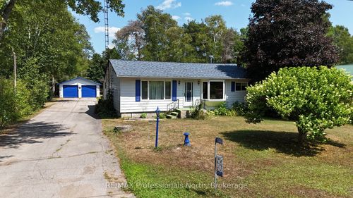 1148 Dark Lake Rd, Wilberforce, On Road, Highlands East, ON, K0L3C0 | Card Image