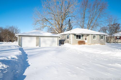 5555 Claudia Avenue Se, Grand Rapids, MI, 49548 | Card Image