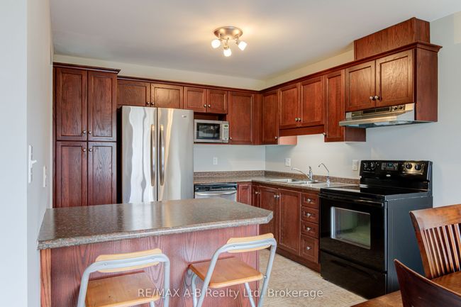 171 Wettlaufer St, House attached with 3 bedrooms, 2 bathrooms and 2 parking in Tavistock ON | Image 14