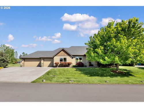 18611 Ne 113th Ave, Battle Ground, WA, 98604-9085 | Card Image