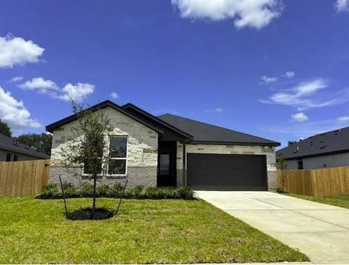 415 Robin Street, Angleton, TX, 77515 | Card Image