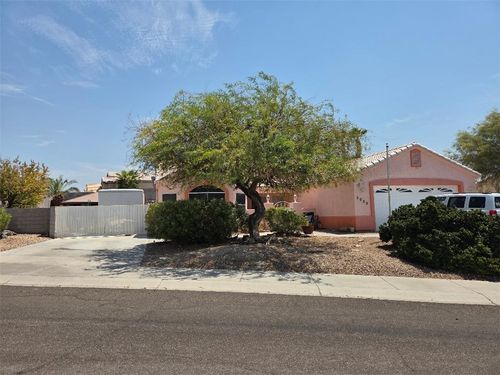 2886 Winchester Rd, Bullhead City, AZ, 86442-8679 | Card Image