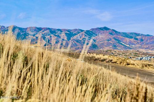 6950 Bugle Trl, Park City, UT, 84098-1569 | Card Image