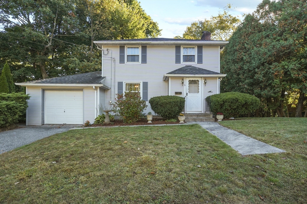 Prospect Pkwy, Auburn, MA 01501