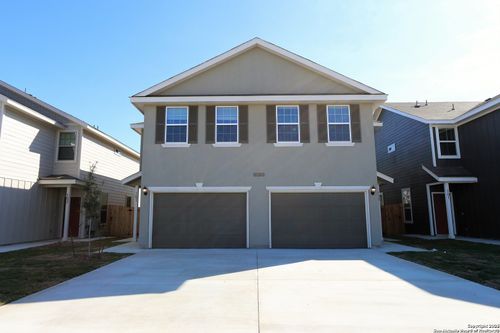 10310 Lynwood Vlg, San Antonio, TX, 78245-4212 | Card Image