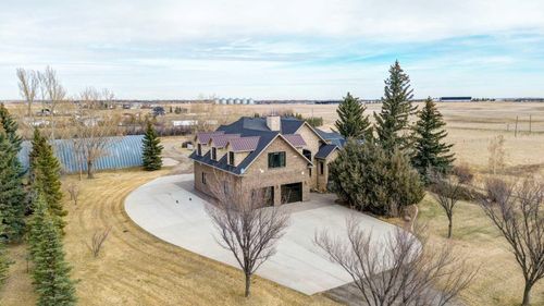 224010 Twp Rd 9-2, Rural Lethbridge County, AB, T0L0V1 | Card Image
