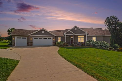 13825 Peninsula Dr, Galesburg, MI, 49053-8809 | Card Image
