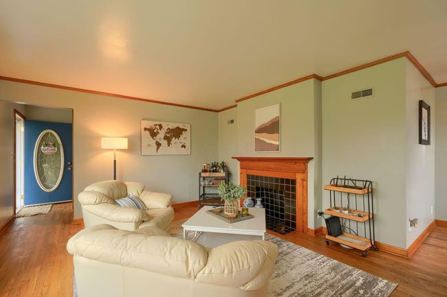 1200 N Broad St, House other with 3 bedrooms, 2 bathrooms and null parking in Lancaster OH | Image 6