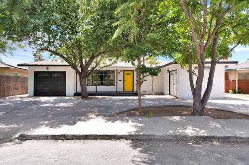 4416 E Curran Drive, Fresno, CA, 93703 | Card Image