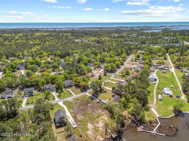 309 Chadwick Shores Dr, House other with 3 bedrooms, 4 bathrooms and 2 parking in Sneads Ferry NC | Image 57